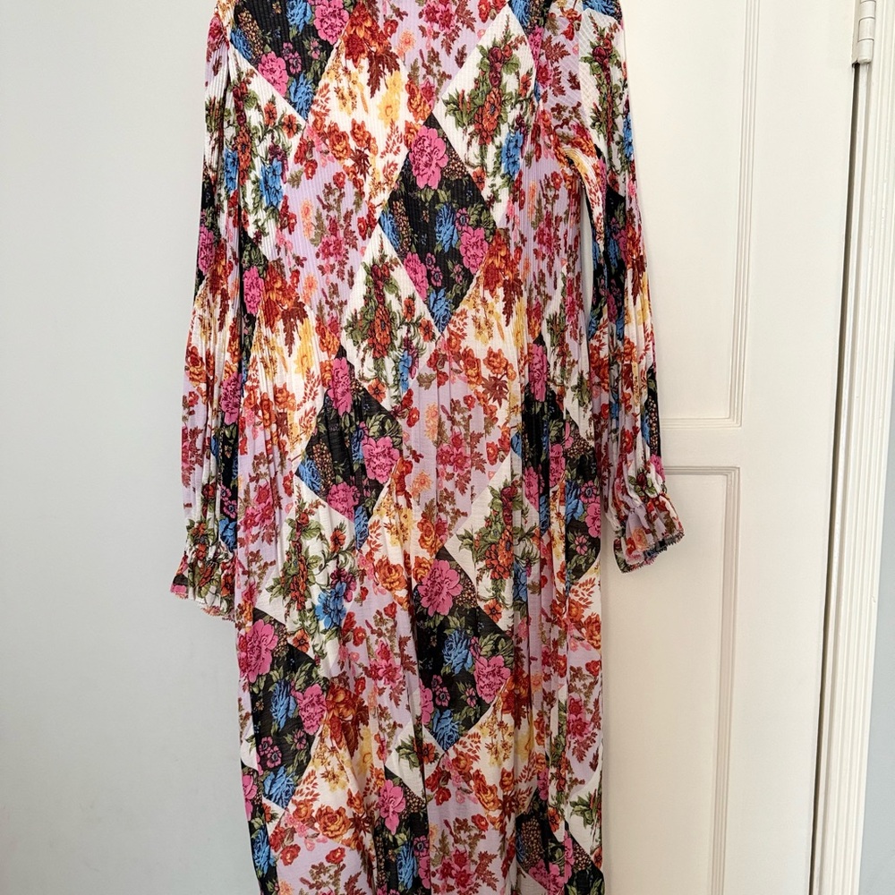 Anthropologie Pink and Red Long Sleeve Dress with Bishop Sleeves - Picture 3 of 5